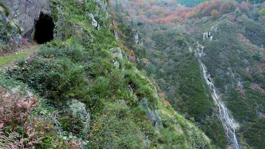 La ruta circular por un bosque único que parte desde Irún hasta la cascada más alta de Gipuzkoa