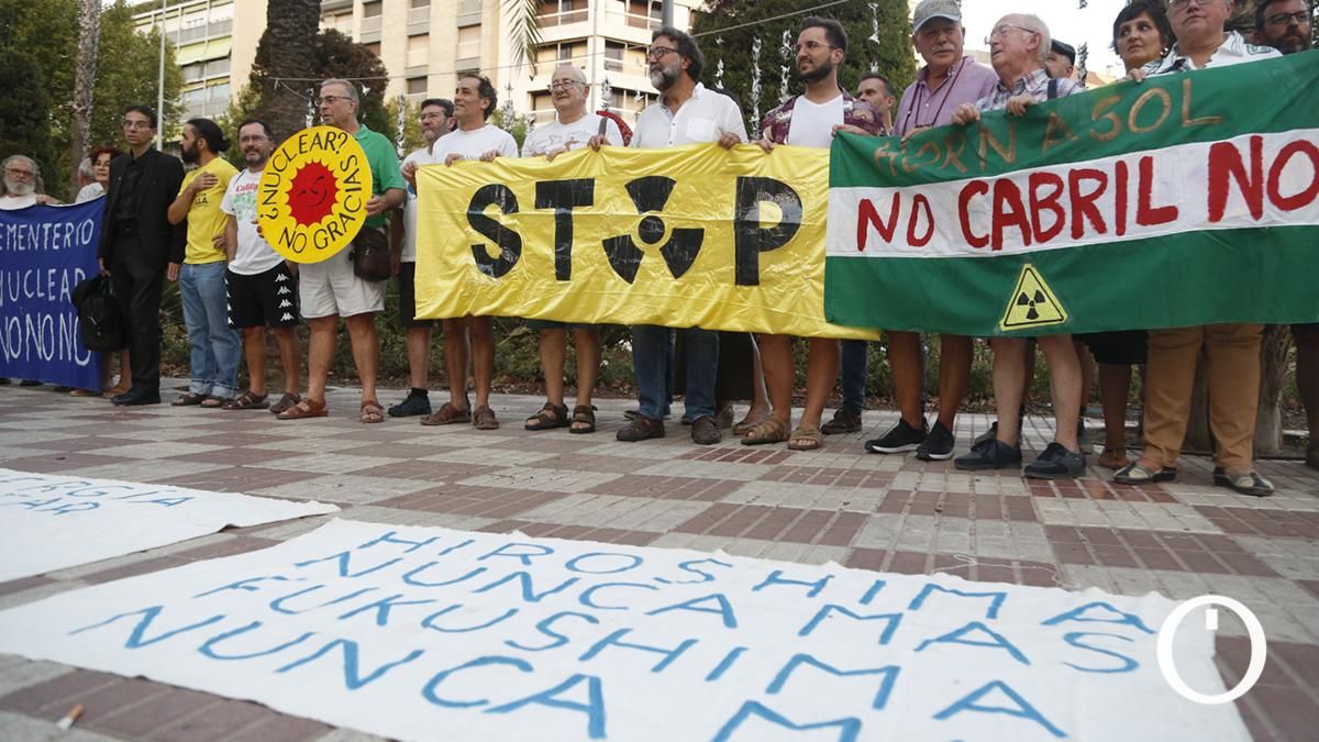 Concentración por el 77 aniversario del lanzamiento de las bombas atómicas sobre Nagasaki e Hiroshima