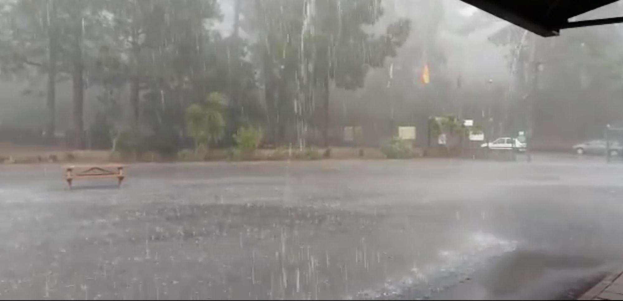 LLuvia intensa este domingo en el mercadillo de Puntagorda
