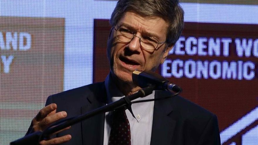 El economista Sachs critica la "distracción" de Europa con problemas como Cataluña