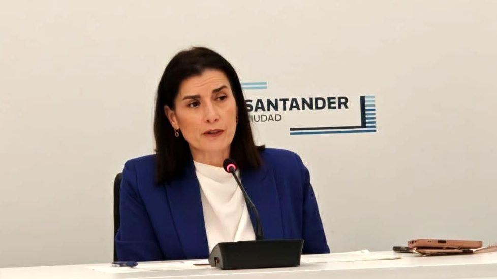 La alcaldesa de Santander limita la responsabilidad municipal en el accidente en El Bocal a la agente de Policía Local que no procesó el aviso de un vecino