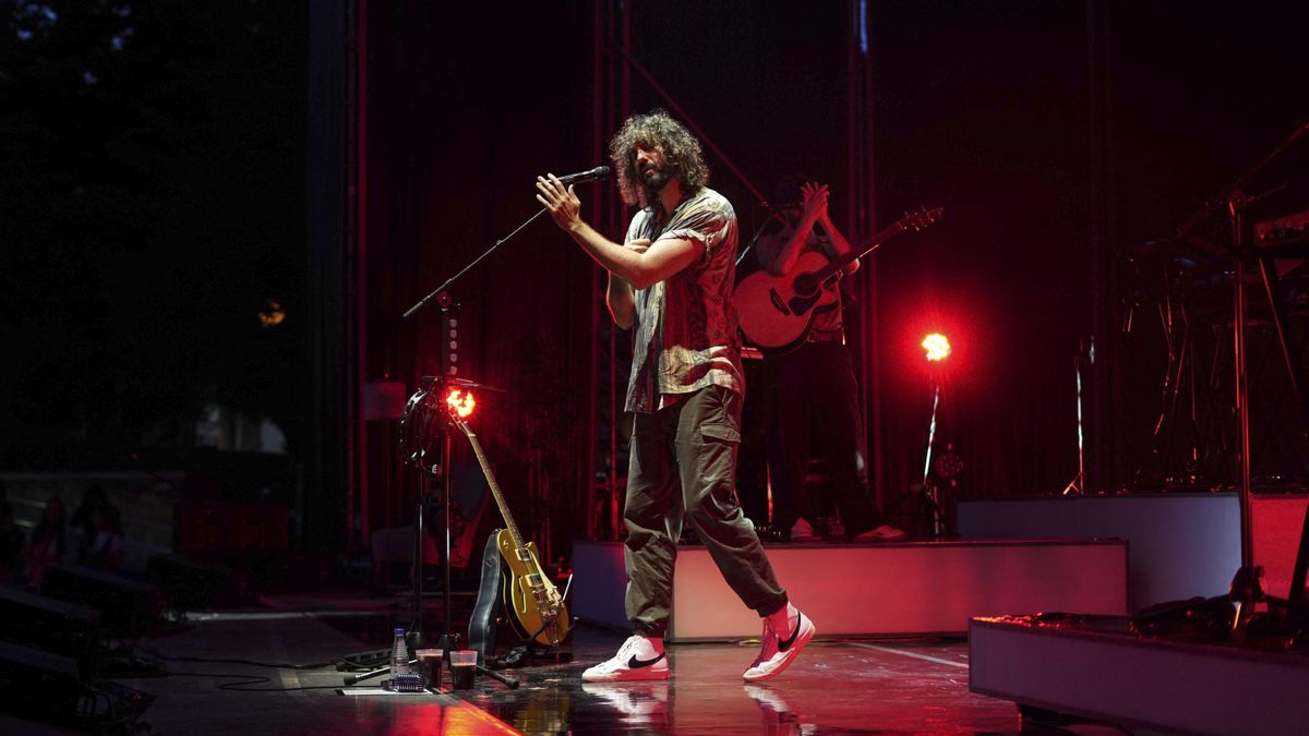 Izal hace suyo el Teatro de La Axerquía