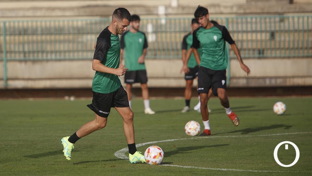 Primer entrenamiento del Córdoba CF tras las vacaciones