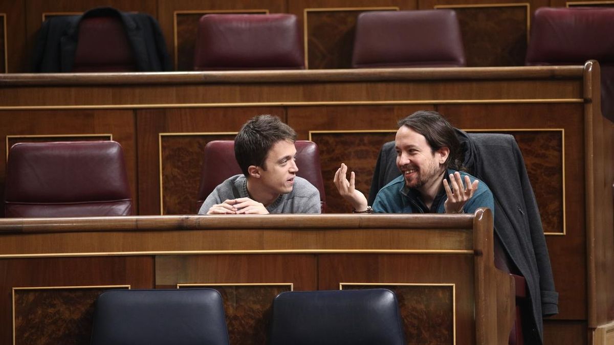 Iglesias y Errejón en el Congreso.