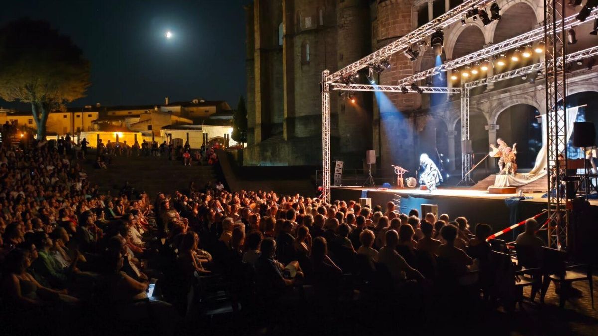 Alcántara se reivindica como "capital rural del teatro" en el 40º aniversario de su Festival Clásico