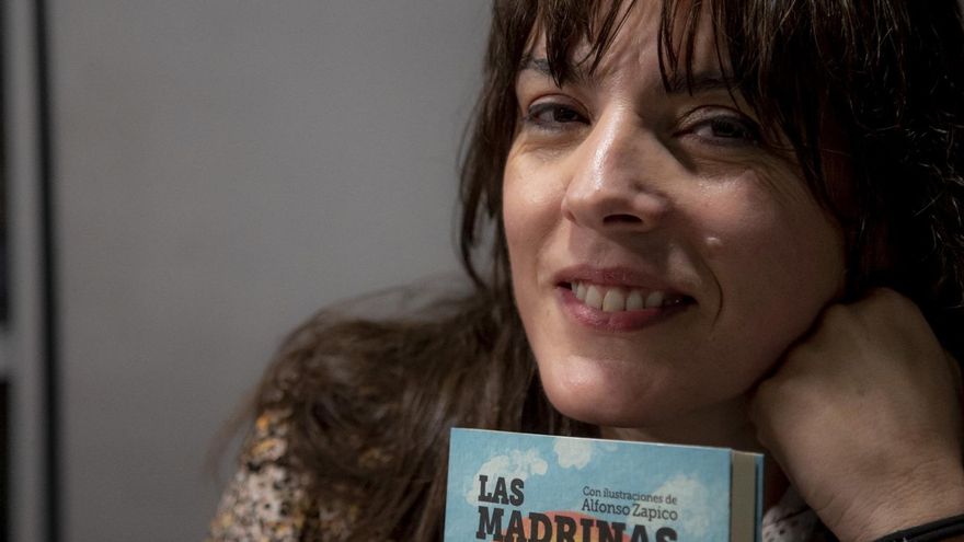 Aitana Castaño, escritora y periodista: "Mi relación con las cuencas mineras es ya de militancia activa"