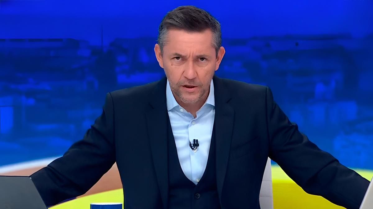 Javier Ruiz denuncia el acoso de Vito Quiles durante un acto en una iglesia con el padre Ángel: "¿Dónde está el límite?"