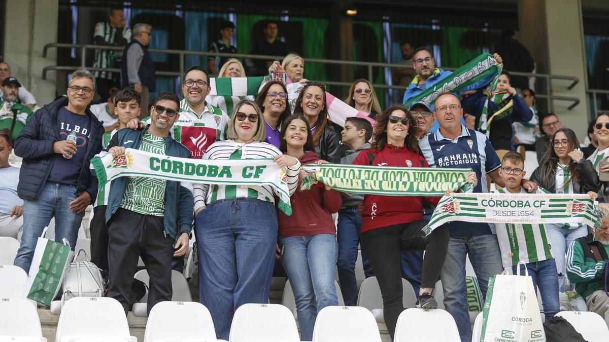 Grada Blanquiverde del Córdoba CF - Granada CF
