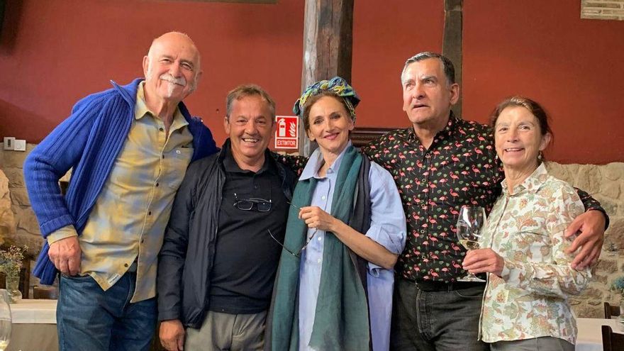 La Vieja Bodega continúa celebrando su 30 cumpleaños con los mapas e islas bonitas de Alicia Estefanía