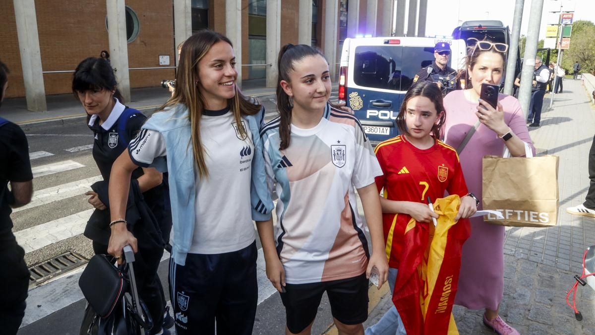 Llegada a Córdoba de la Selección Española de Fútbol Femenina