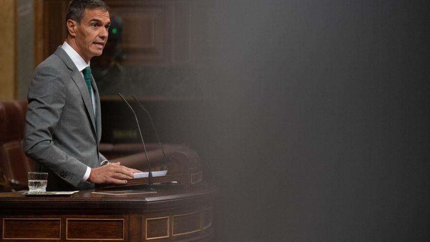 El presidente del Gobierno, Pedro Sánchez, comparece durante una sesión plenaria en el Congreso de los Diputados.