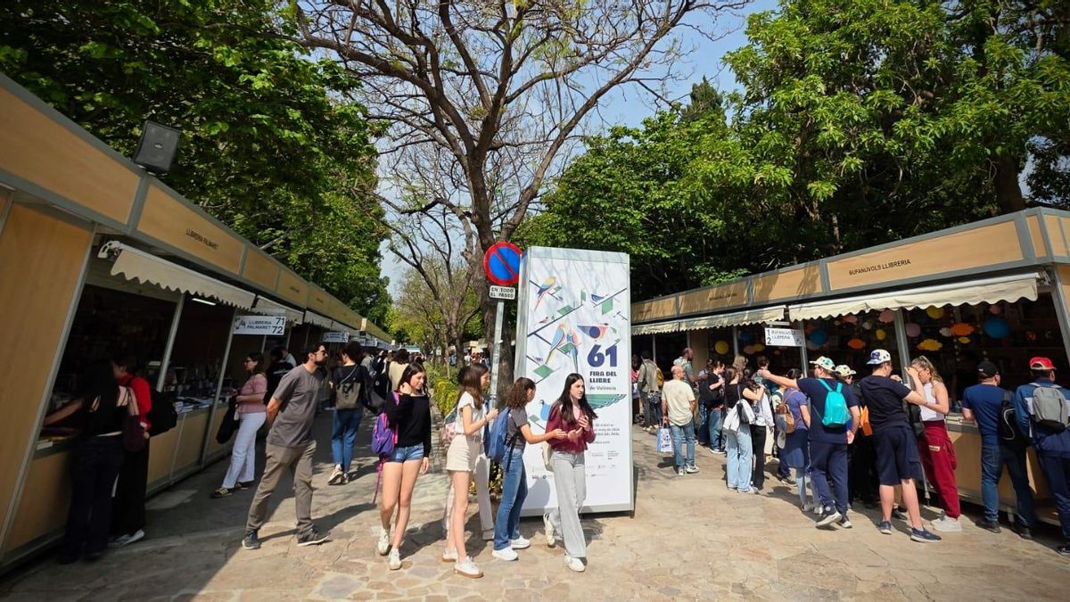 Abre sus puertas la sexagésima primera edición de la 61 Fira del Llibre de València con más de 100 expositores y 200 actividades