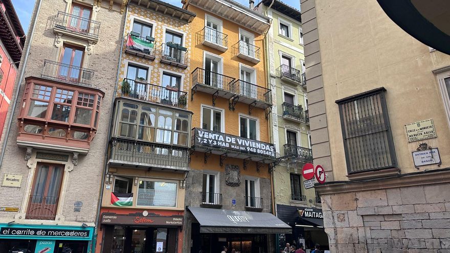 Un inquilino del Casco Viejo de Pamplona denuncia amenazas y agresiones de su casero: "Te voy a arruinar la vida"