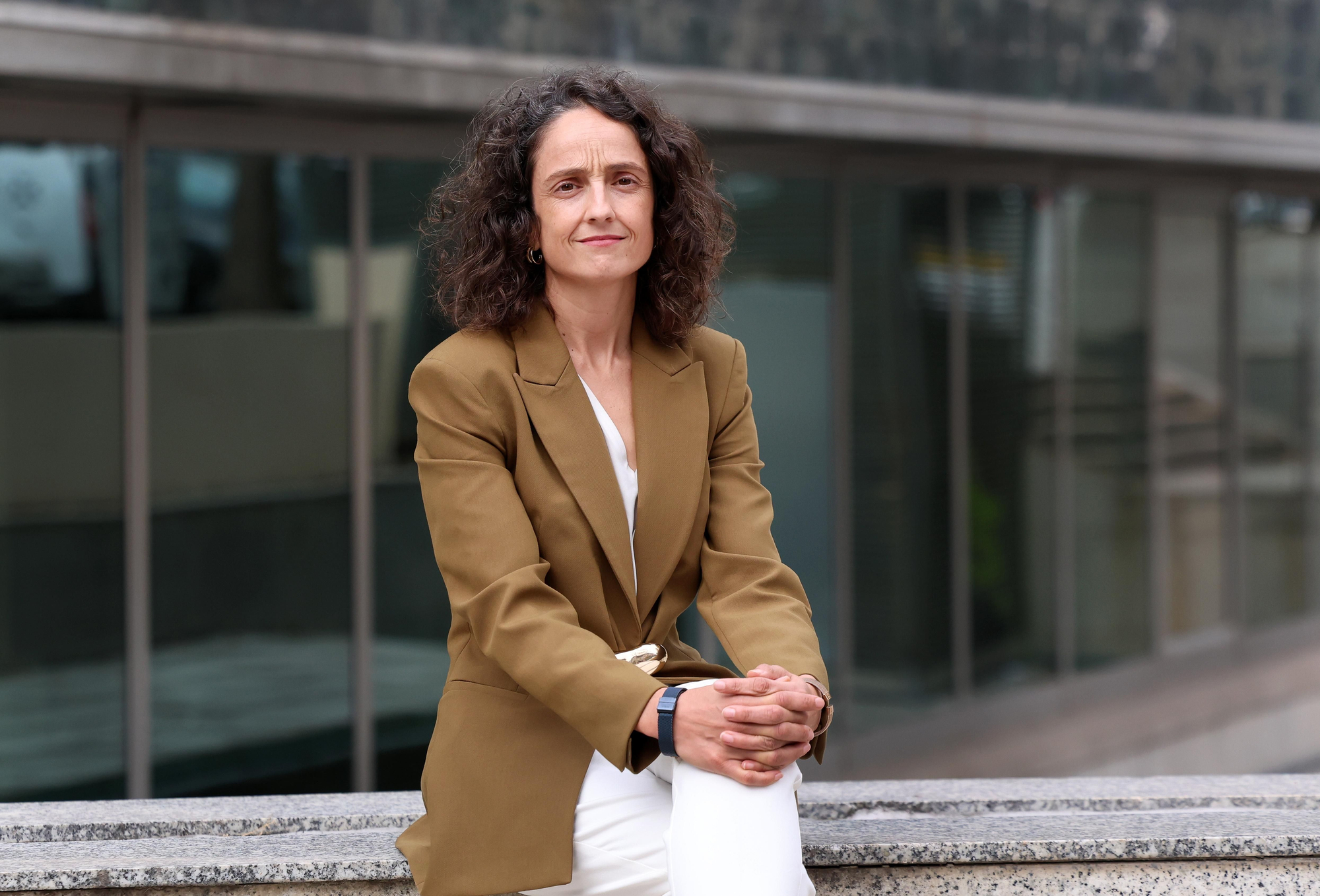 La doctora Elena Brozos, oncóloga médica en el Hospital Clínico Universitario de Santiago.