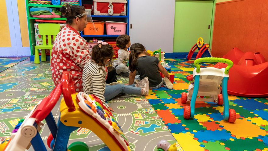 Castilla-La Mancha comenzará a financiar la educación gratuita en la etapa de 2 a 3 años a partir del próximo curso escolar