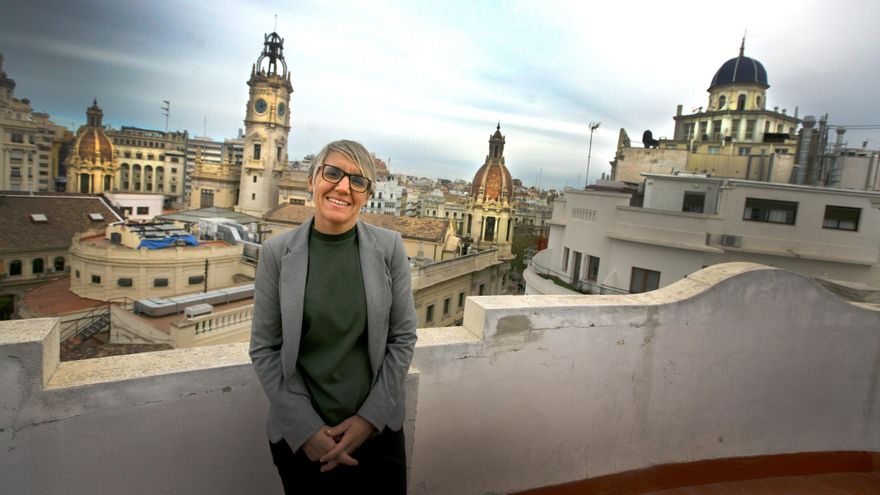 Papi Robles, nueva portavoz de Compromís: "Catalá ha bunkerizado el Ayuntamiento de València, solo ha salido para ir a la iglesia"