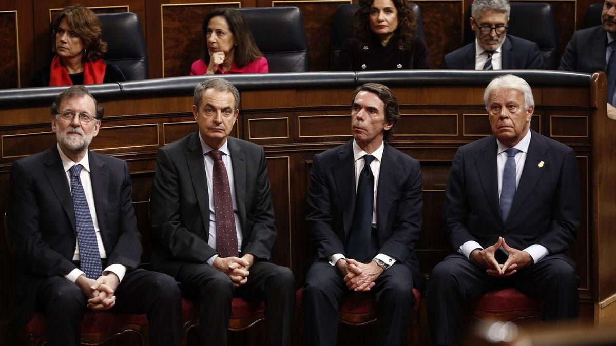 Los expresidentes Mariano Rajoy, José Luis Rodríguez Zapatero, José María Aznar y Felipe González.
