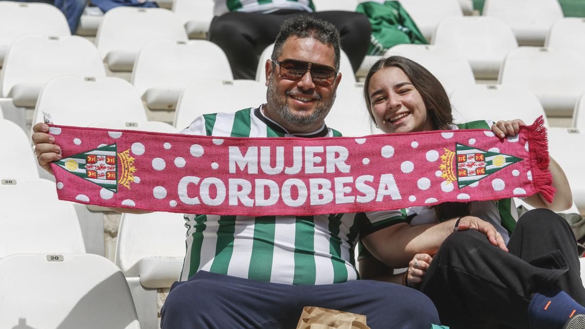 Grada Blanquiverde del Córdoba CF - Real Sociedad B