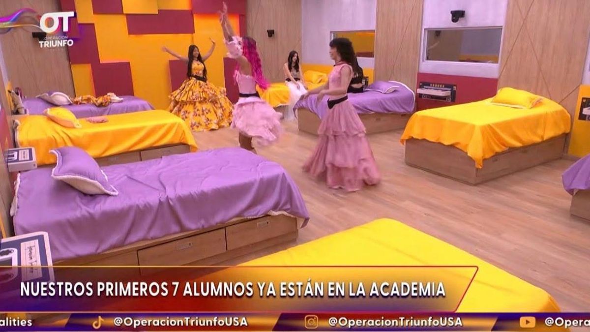 Los concursantes de 'Operación Triunfo USA', en el dormitorio de la Academia