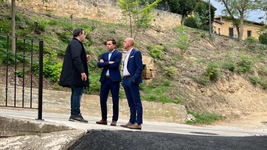 Calles reurbanizadas y nuevas acometidas de agua en Briones