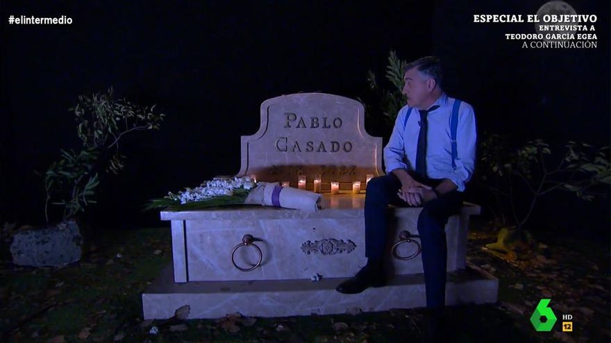 Wyoming visitó la 'tumba política' de Pablo Casado: "Ayuso ha cavado la fosa"