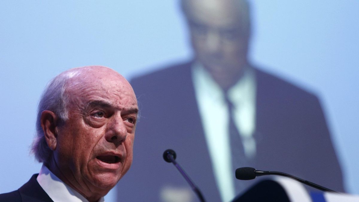 González (BBVA) dice que destruir empleo público, "si se hace bien", supone acabar con empleo "improductivo"