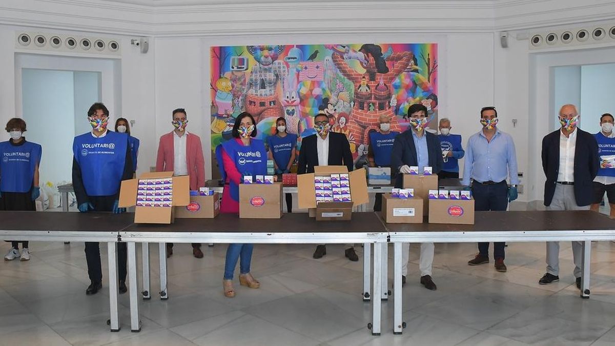 Arlequín dona 12.002 latas de conservas al Banco de Alimentos
