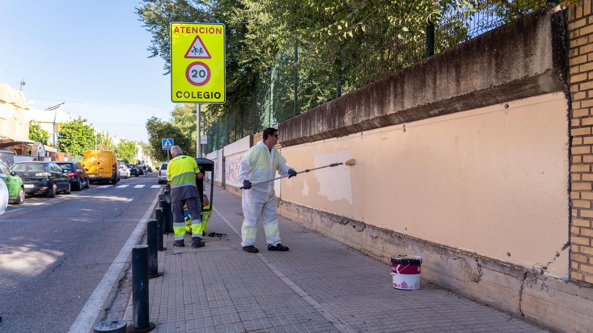 Alcalde admite externalización en servicios municipales pero asegura que "no se perderá ningún empleo público"