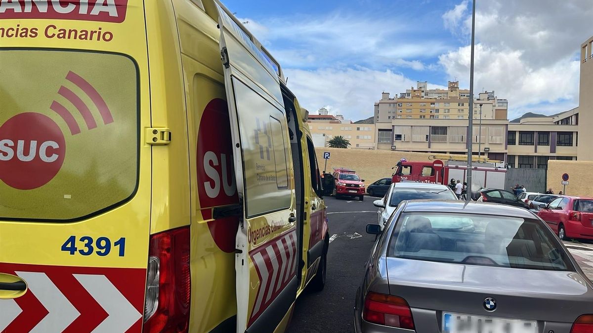 Un incendio en una vivienda en Santa Cruz de Tenerife deja siete personas afectadas