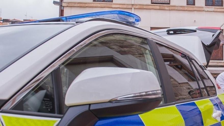 Coche de la Policía Local de Torrelavega.