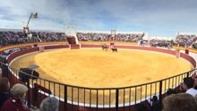 Inauguración de la plaza de toros de Calzadilla de los Barros / @Gema_Cortes