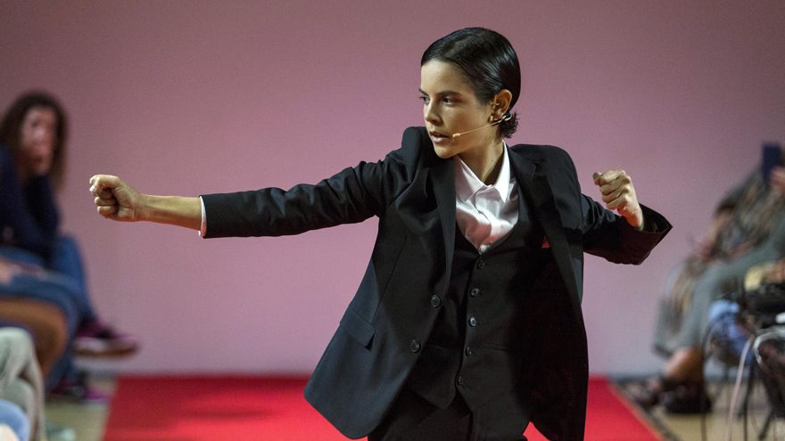 La "carnalidad inocente" de la bailarina Zuriñe Benavente inaugura la cita clave para la danza