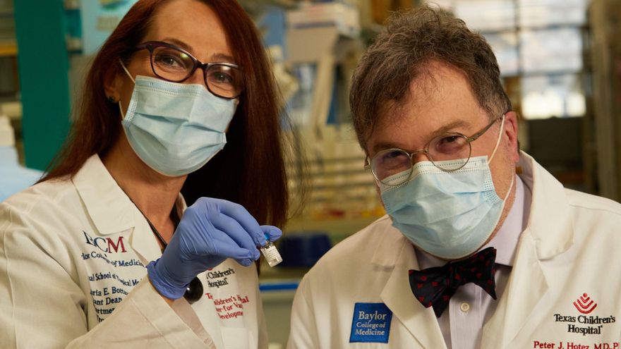 La nueva vacuna contra el Covid-19 desarrollada en Texas: barata, sin patentes y autorizada en India