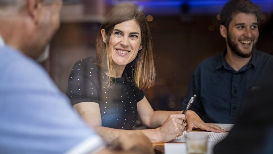 Un receso en la caravana electoral