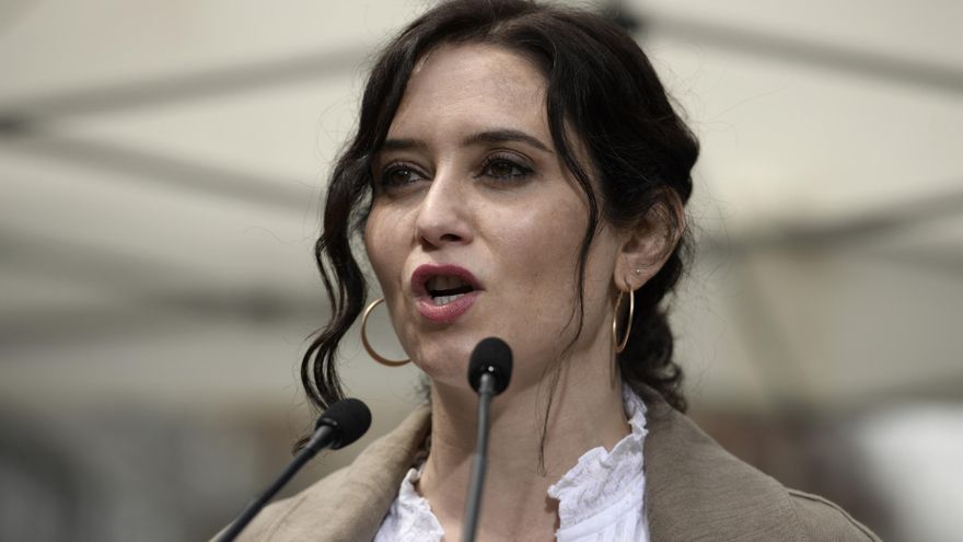 Isabel Díaz Ayuso en un acto del PP en Chamberí