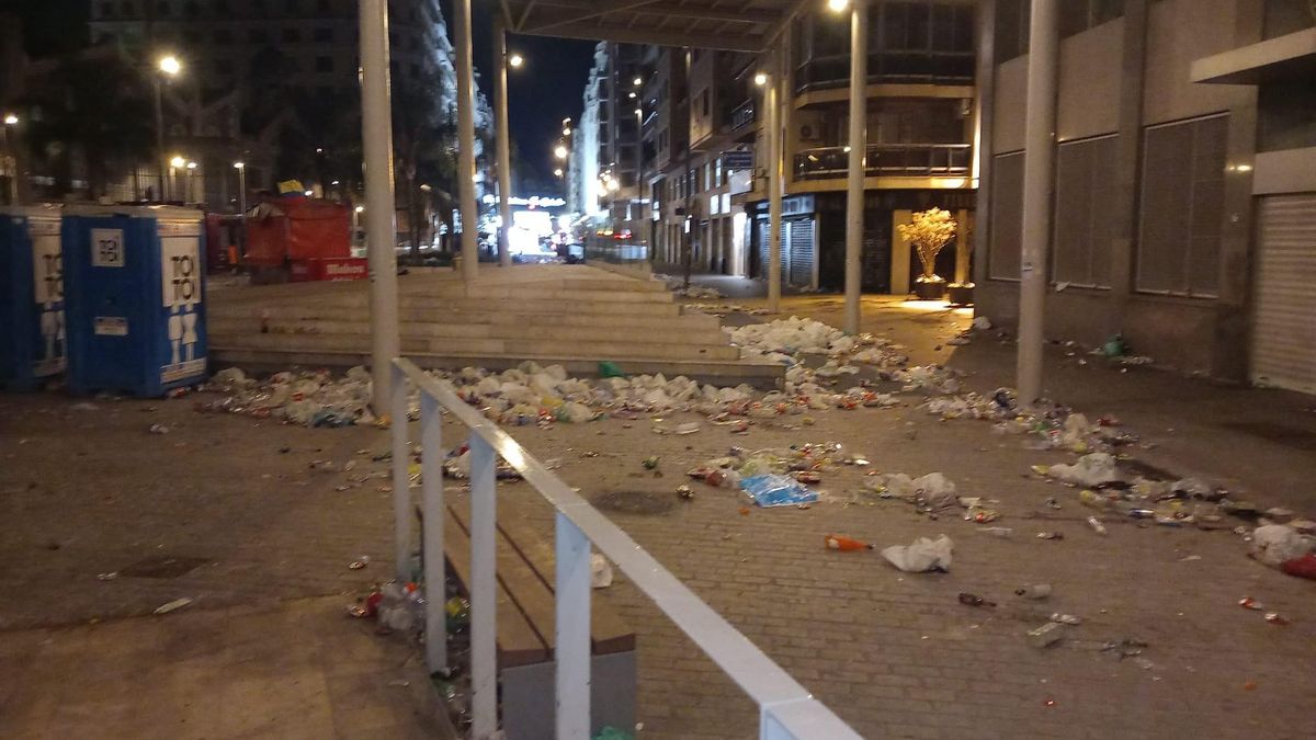 Plaza de Brujas la noche del sábado.
