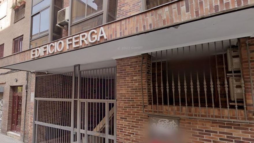 Vivir sin luz como “invitación” para hacerte abandonar tu casa: “Compré un camping-gas para comer”