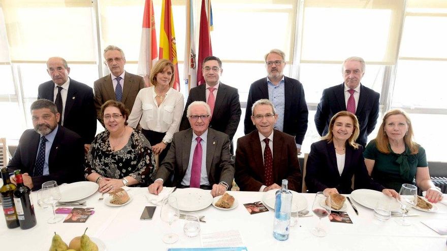 La Casa de León en La Coruña celebra la XVII edición de la jornada de exaltación del botillo.