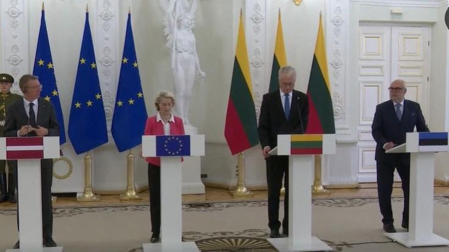 Von der Leyen admite "vulnerabilidades" en el Báltico y se destapa el fallido muro de drones ante Rusia