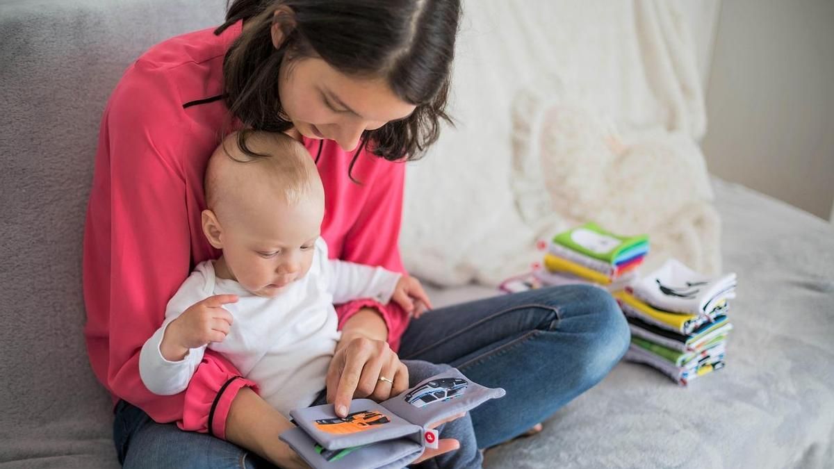 Una madre con su hijo