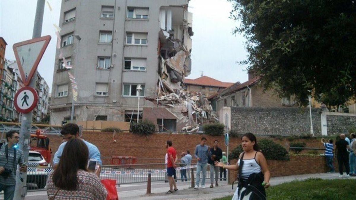 Edificio de la calle Sol el día de su derrumbe