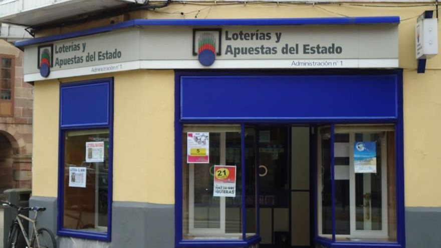Administración de Cabezón de la Sal que ha vendido un quinto premio de la Lotería de Navidad.