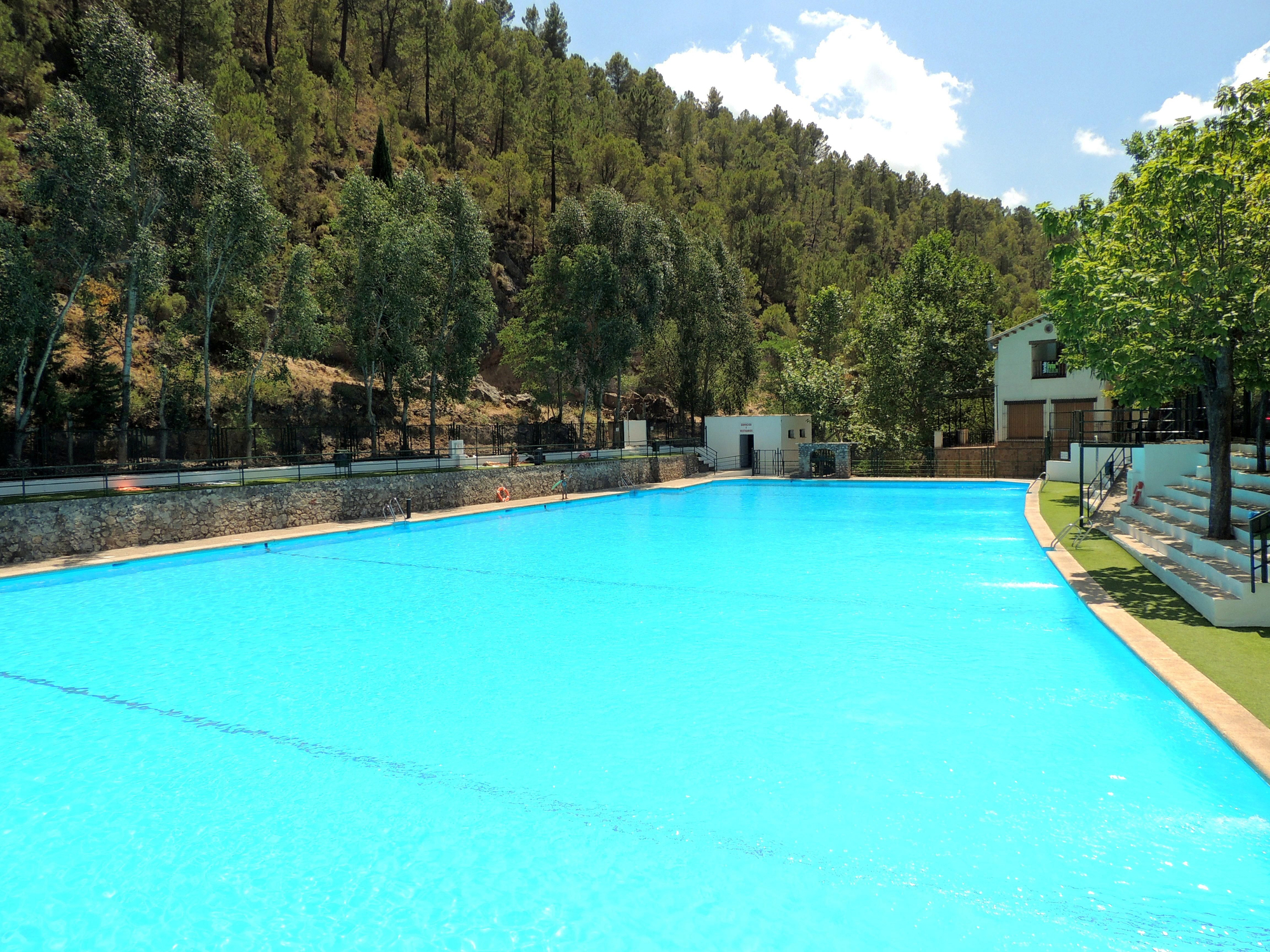 Piscina de Amurjo.