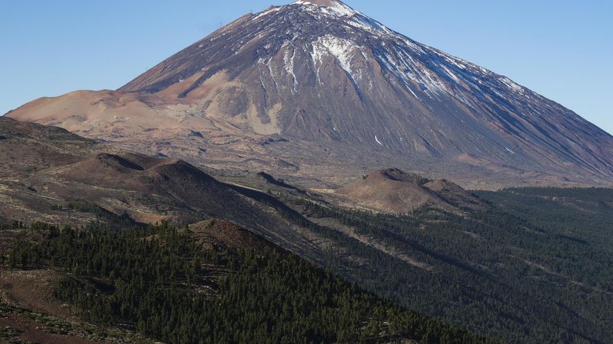 Las señales del Teide dicen "a gritos" que Tenerife está volcanológicamente activa