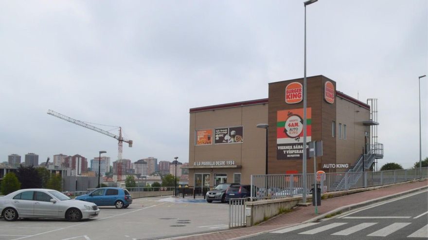 IU-Podemos exige a la alcaldesa de Santander que explique por qué no se inhibió en la venta de una finca municipal a la empresa de su cuñada