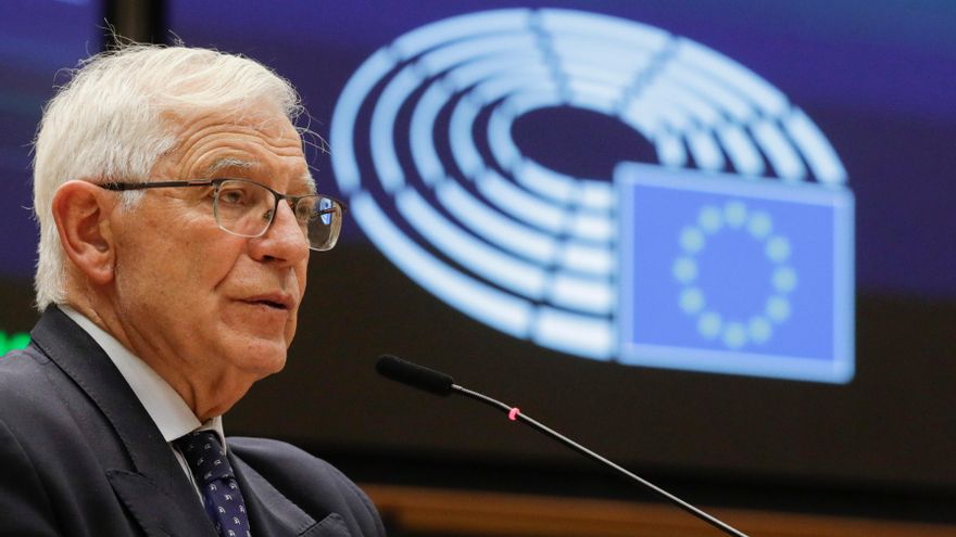 La UE sanciona a 17 personas y 11 entidades de Bielorrusia por crisis migratoria