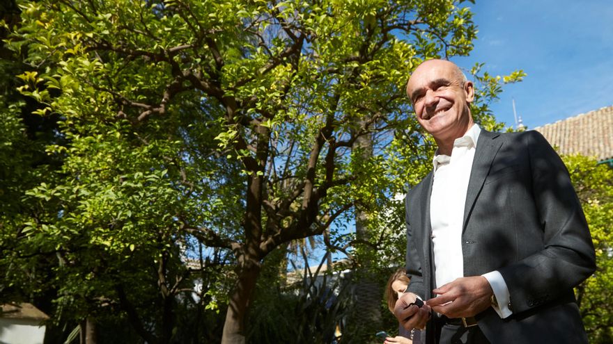 Antonio Muñoz, un alcalde heterodoxo para poner a prueba la modernidad de Sevilla