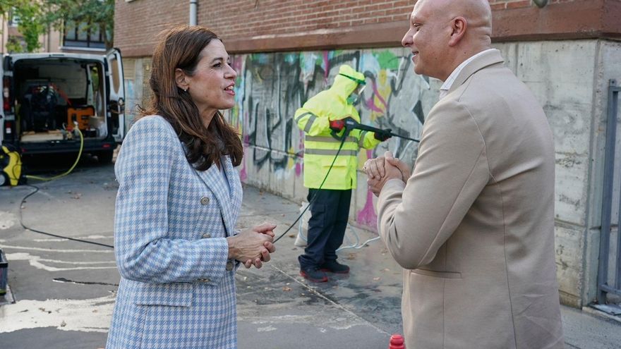 Vitoria contrató 'a dedo' a una empresa recién creada y sin experiencia para su proyecto estrella de limpieza de grafitis