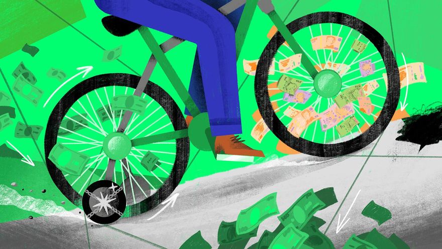 Caputo se sube a la bicicleta con rueditas y las multis huyen despavoridas