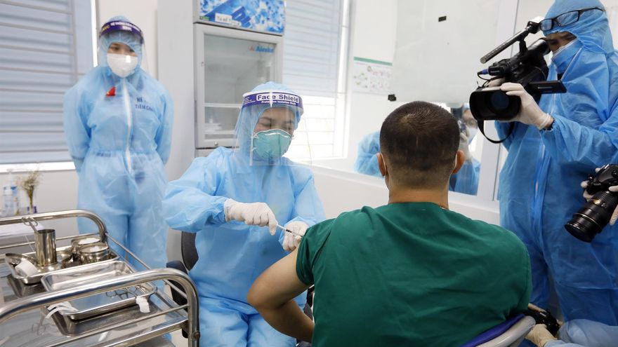 La OMS recomienda un segundo refuerzo de la vacuna contra el Covid: ¿Cuántas veces tenemos que vacunarnos?